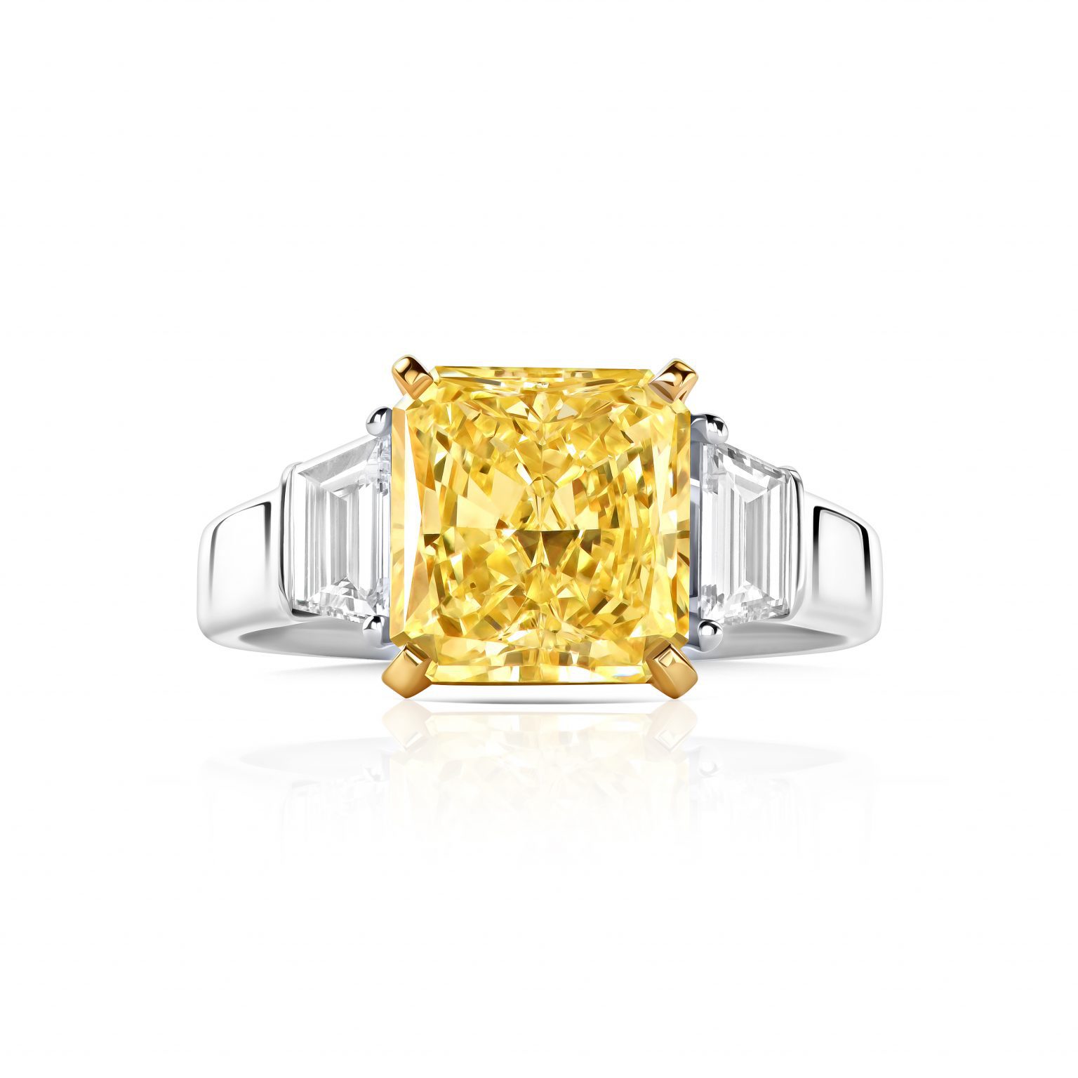 Кольцо с желтым бриллиантом 3.01 ct