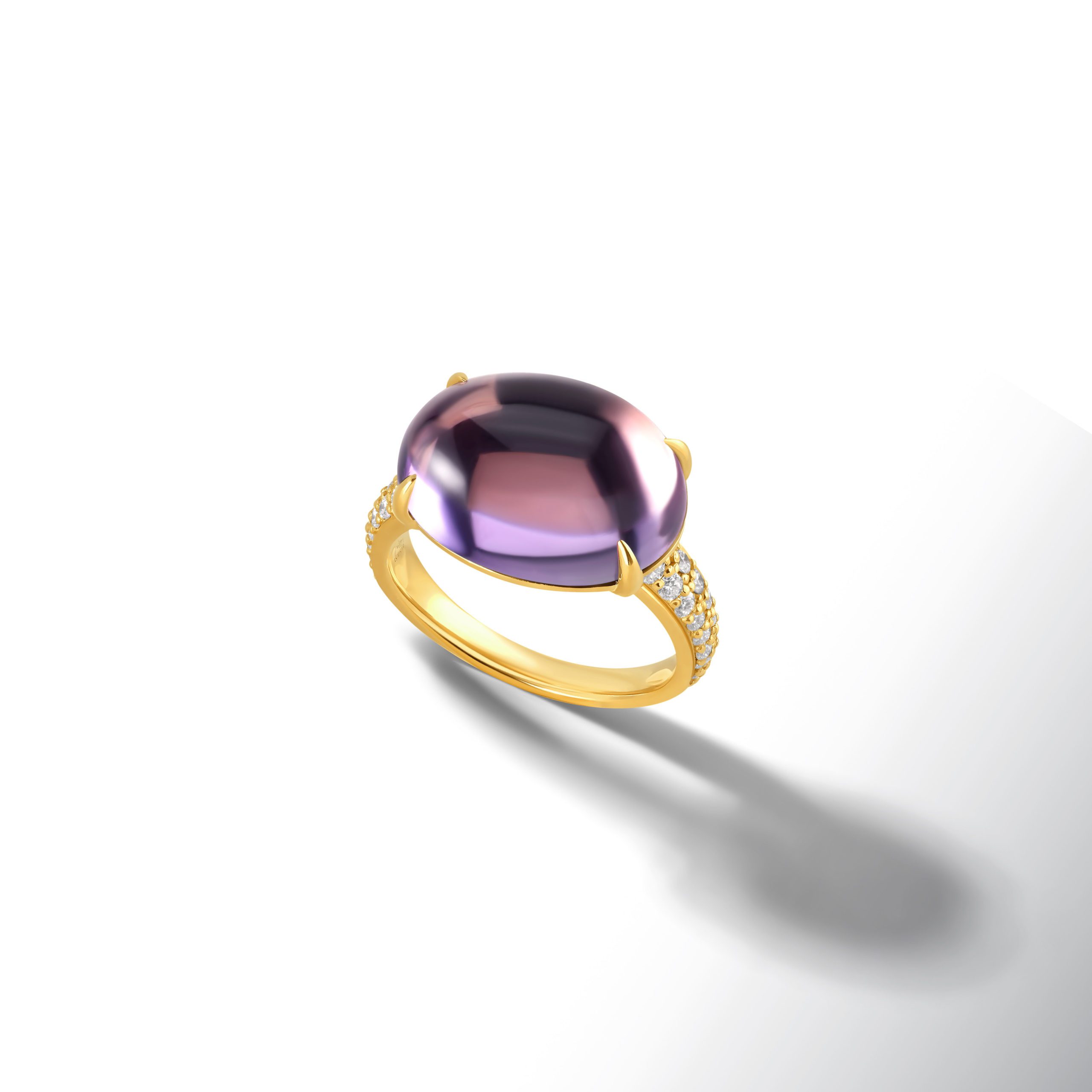 Кольцо с аметистом и россыпью бриллиантов #1
